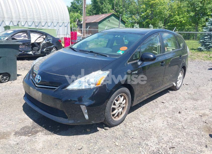 Photo 2 of 2014 Toyota Prius V TWO (VIN JTDZN3EUXE3337643)