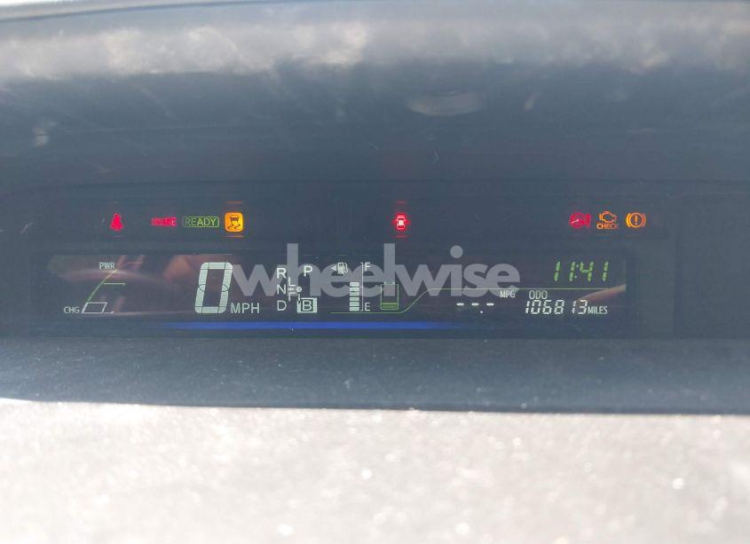 Photo 7 of 2014 Toyota Prius V TWO (VIN JTDZN3EUXE3337643)