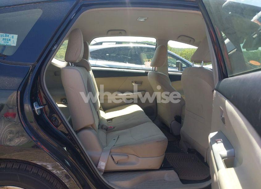 Photo 8 of 2014 Toyota Prius V TWO (VIN JTDZN3EUXE3337643)