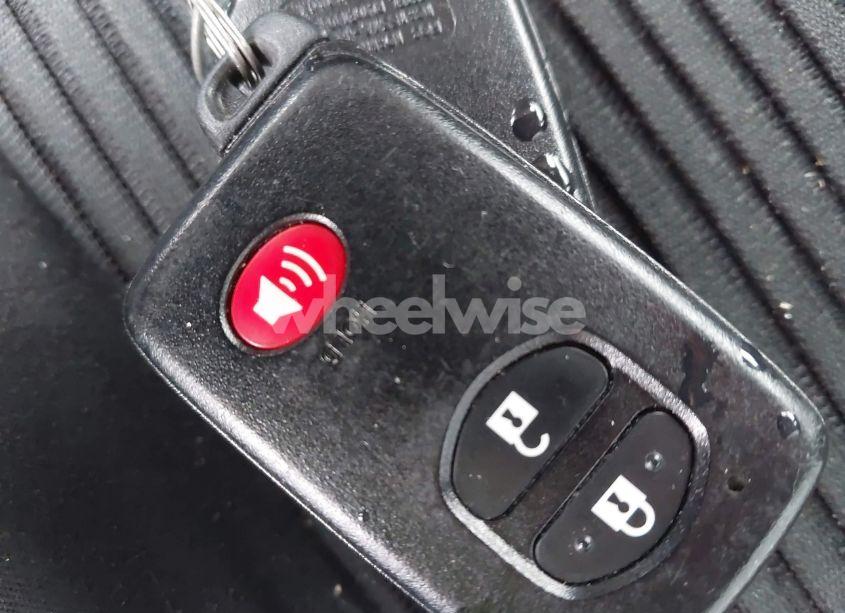 Photo 11 of 2016 Toyota Prius V FIVE/FOUR/THREE/TWO (VIN JTDZN3EUXGJ053220)