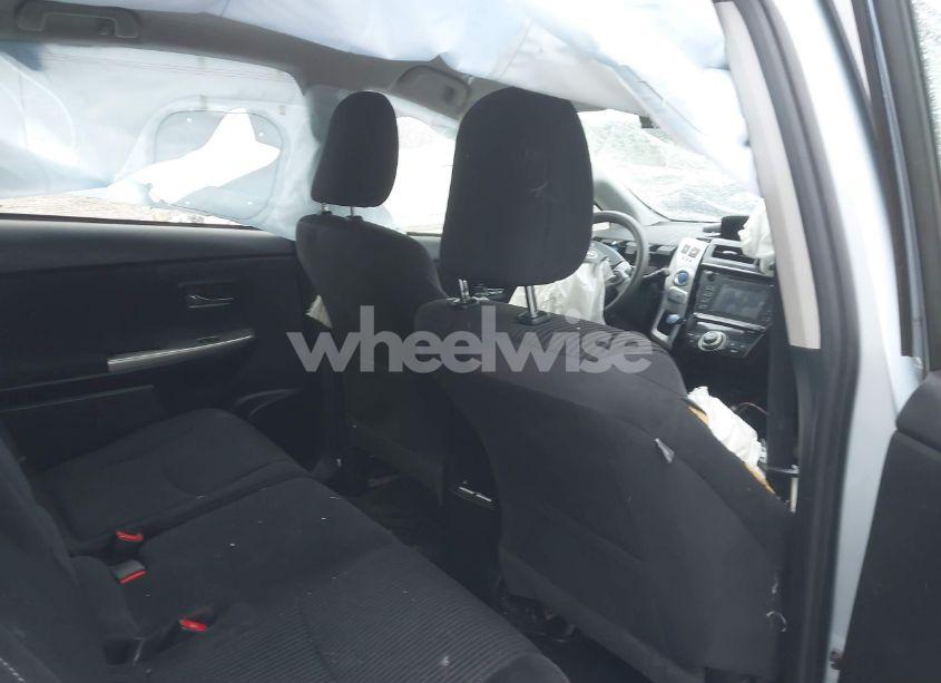 Photo 8 of 2016 Toyota Prius V FIVE/FOUR/THREE/TWO (VIN JTDZN3EUXGJ053220)