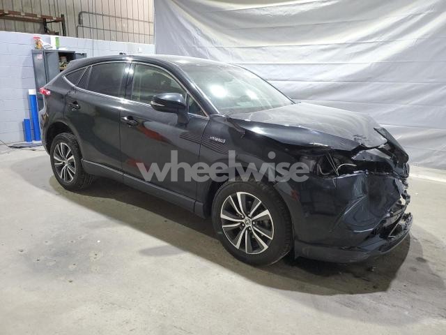 Photo 4 of 2021 TOYOTA VENZA LE (VIN JTEAAAAH0MJ065292)