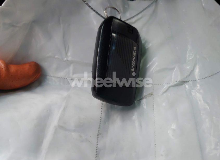 Photo 11 of 2021 Toyota Venza LIMITED (VIN JTEAAAAH1MJ009507)