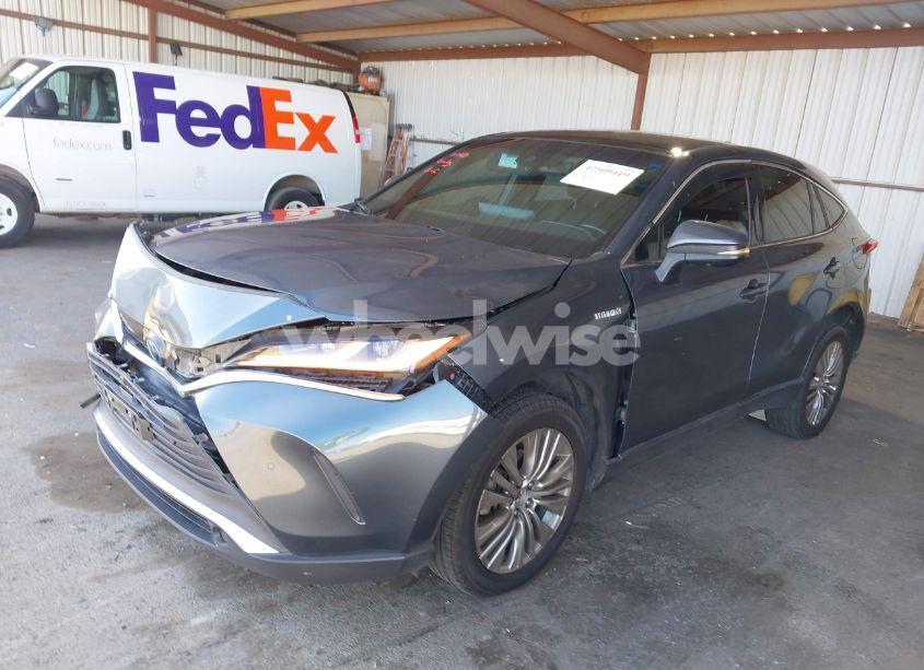 Photo 2 of 2021 Toyota Venza LIMITED (VIN JTEAAAAH1MJ009507)