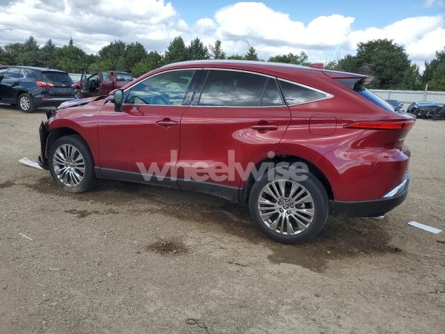 Photo 3 of 2021 TOYOTA VENZA LE (VIN JTEAAAAH1MJ040613)