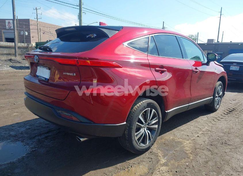 Photo 4 of 2021 Toyota Venza LE (VIN JTEAAAAH1MJ041499)