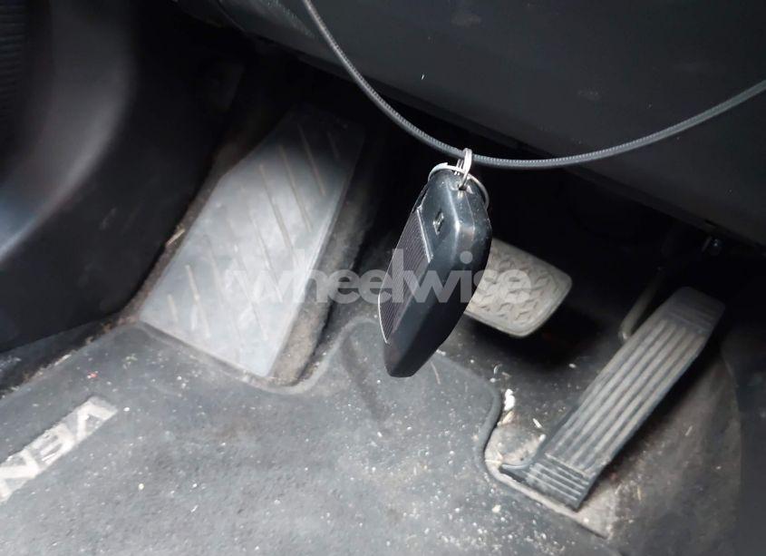 Photo 11 of 2021 Toyota Venza LE (VIN JTEAAAAH3MJ013817)