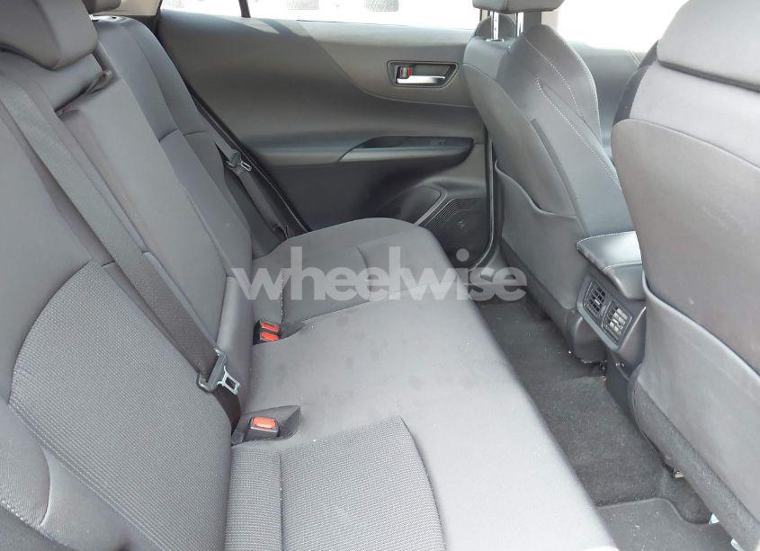 Photo 8 of 2021 Toyota Venza LE (VIN JTEAAAAH3MJ013817)