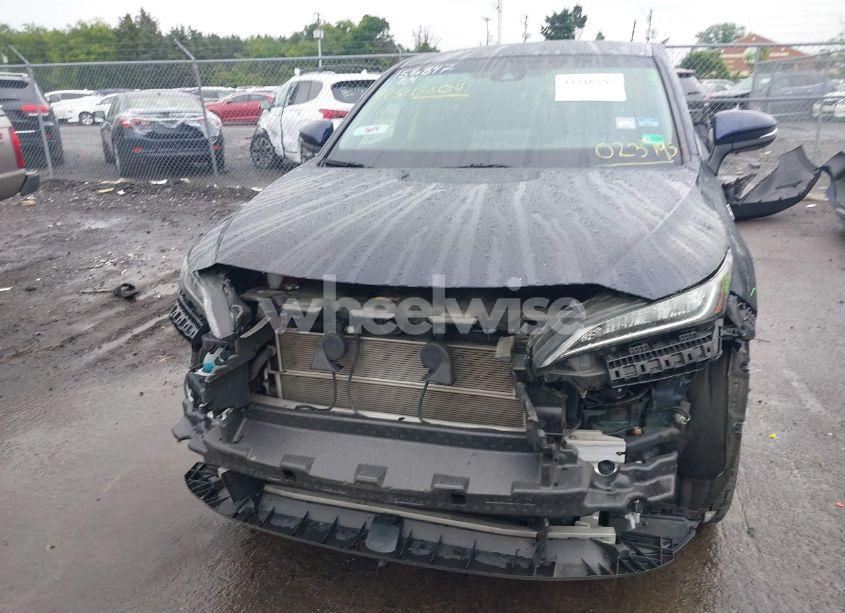 Photo 13 of 2021 Toyota Venza LE (VIN JTEAAAAH3MJ023795)