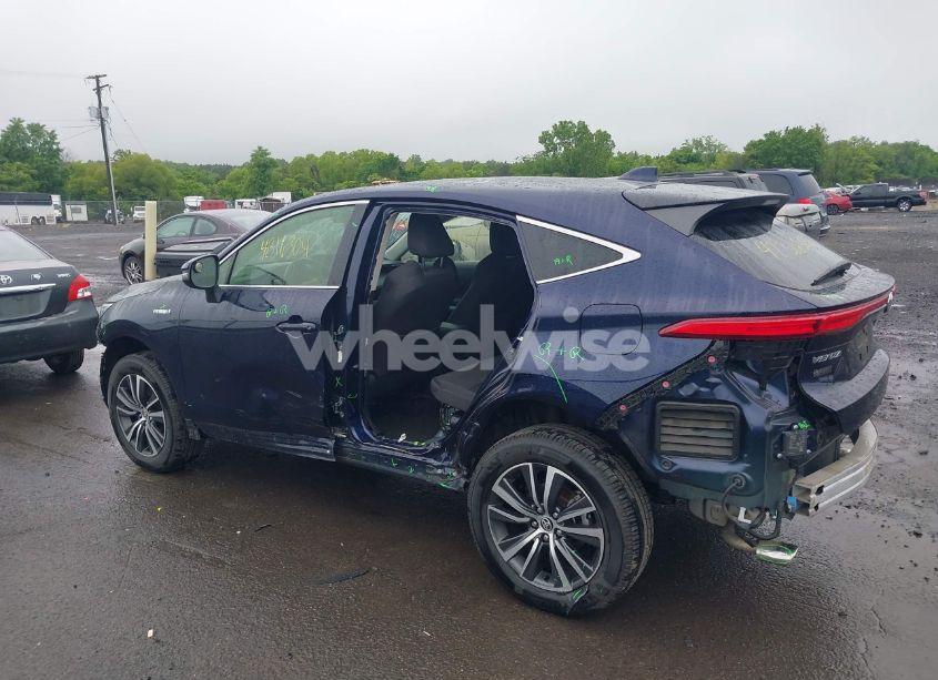 Photo 15 of 2021 Toyota Venza LE (VIN JTEAAAAH3MJ023795)