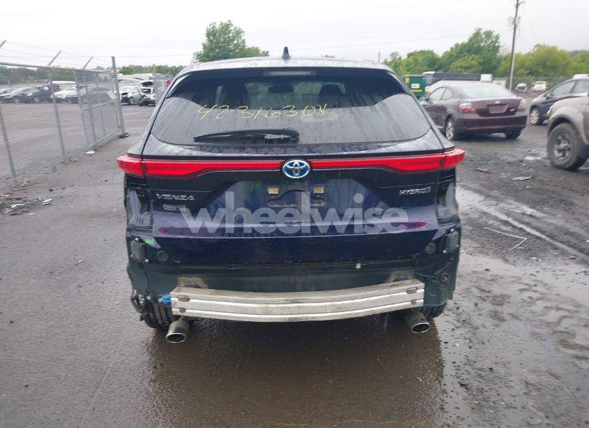 Photo 17 of 2021 Toyota Venza LE (VIN JTEAAAAH3MJ023795)