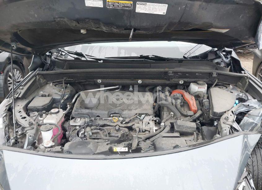 Photo 10 of 2021 Toyota Venza LE (VIN JTEAAAAH3MJ025031)