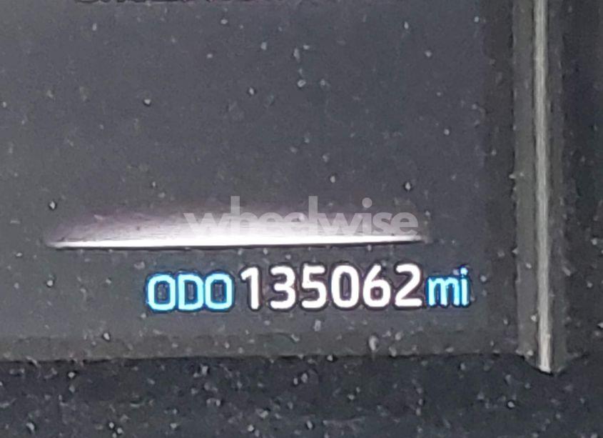 Photo 16 of 2021 Toyota Venza LE (VIN JTEAAAAH3MJ025031)