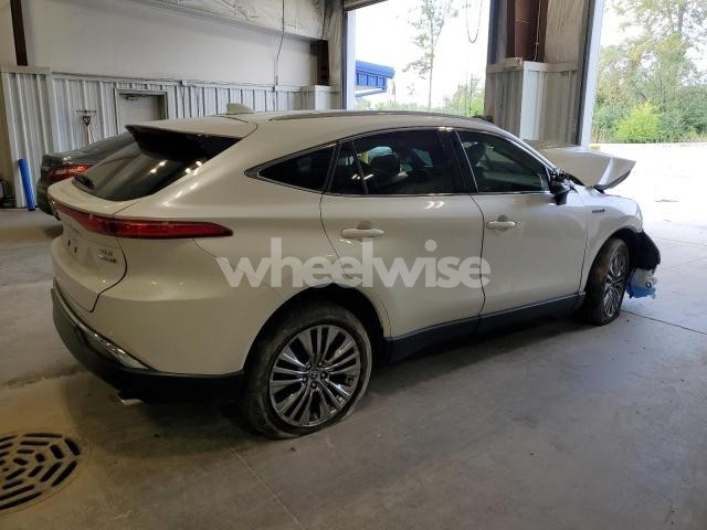 Photo 13 of 2021 TOYOTA VENZA LE (VIN JTEAAAAH3MJ075346)