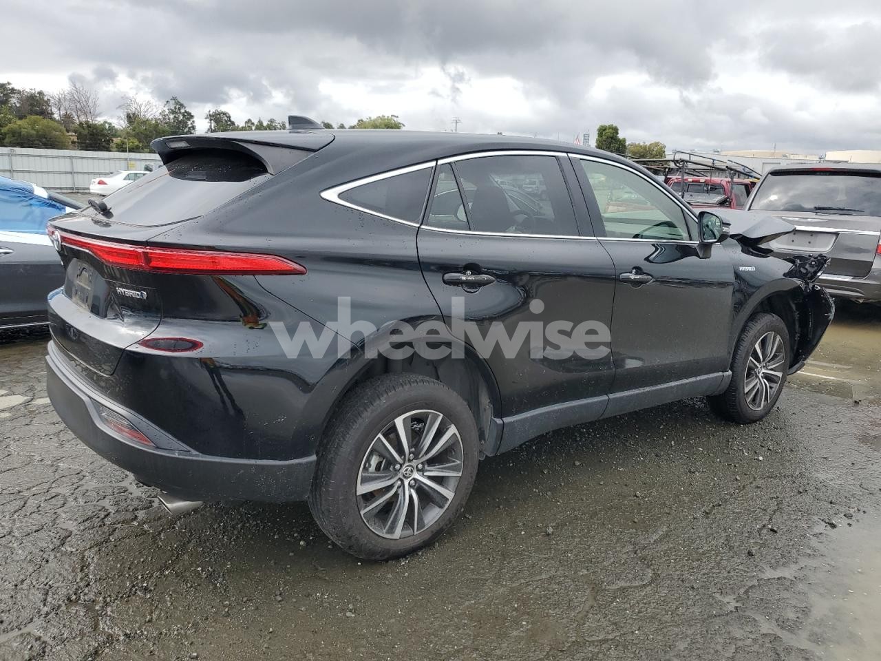 Photo 3 of 2021 TOYOTA VENZA LE (VIN JTEAAAAH4MJ083858)