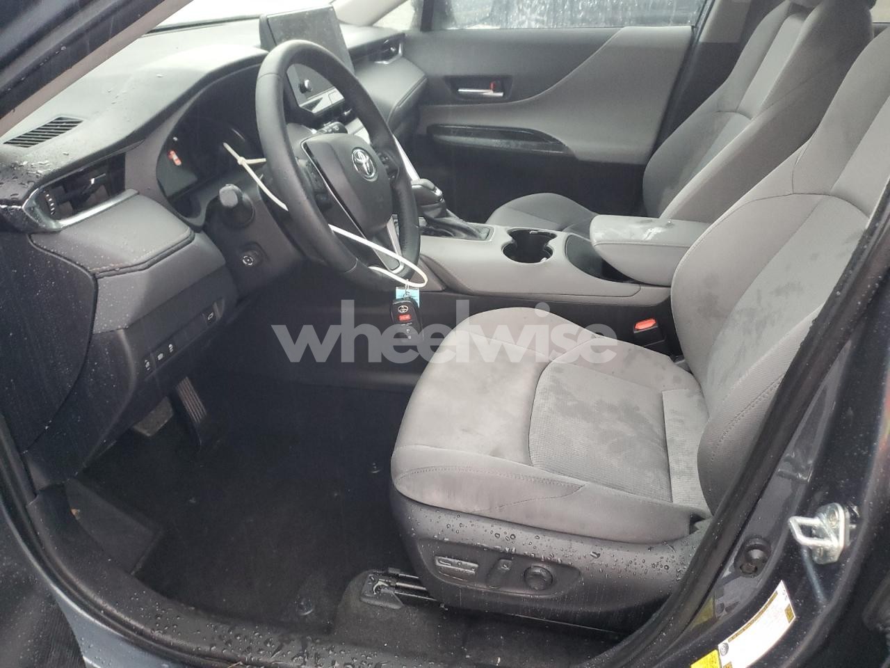 Photo 7 of 2024 TOYOTA VENZA LE (VIN JTEAAAAH4RJ161773)