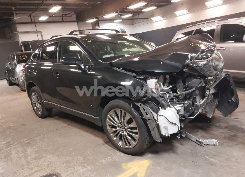 2021 Toyota Venza LIMITED (VIN JTEAAAAH5MJ044292) main photo