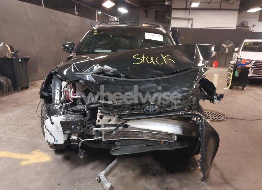 Photo 13 of 2021 Toyota Venza LIMITED (VIN JTEAAAAH5MJ044292)