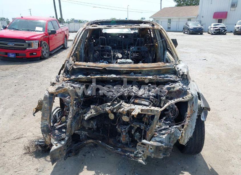 Photo 11 of 2021 Toyota Venza LIMITED (VIN JTEAAAAH5MJ084839)