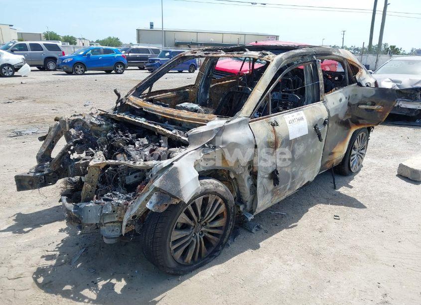 Photo 2 of 2021 Toyota Venza LIMITED (VIN JTEAAAAH5MJ084839)