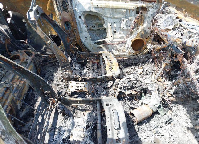 Photo 5 of 2021 Toyota Venza LIMITED (VIN JTEAAAAH5MJ084839)