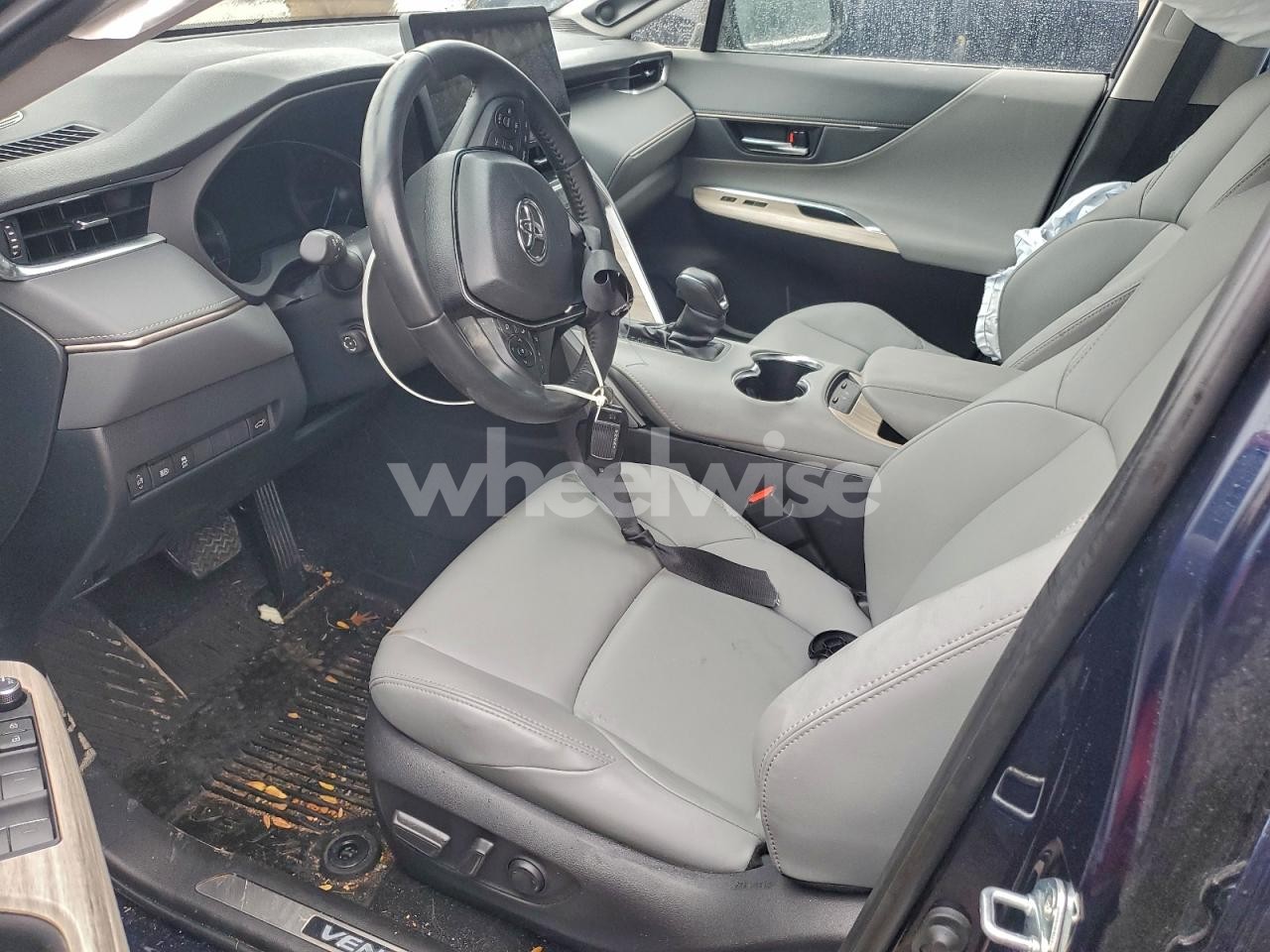 Photo 7 of 2024 TOYOTA VENZA LE (VIN JTEAAAAH5RJ191123)