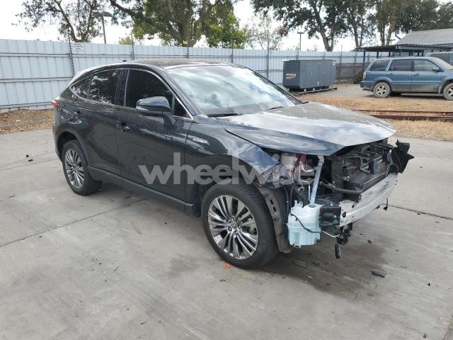 Photo 3 of 2021 TOYOTA VENZA LE (VIN JTEAAAAH6MJ070383)