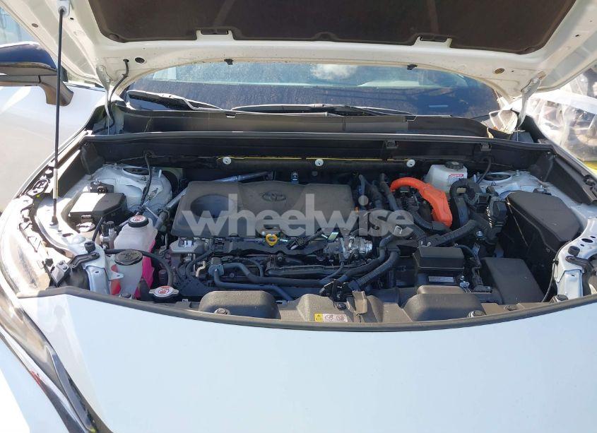 Photo 10 of 2024 Toyota Venza NIGHTSHADE EDITION (VIN JTEAAAAH6RJ168269)