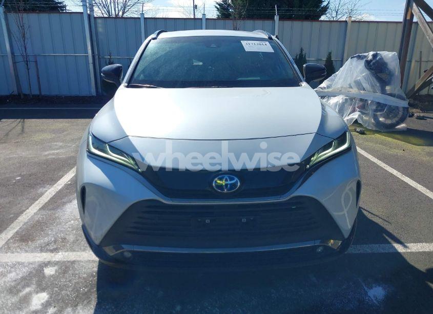 Photo 12 of 2024 Toyota Venza NIGHTSHADE EDITION (VIN JTEAAAAH6RJ168269)