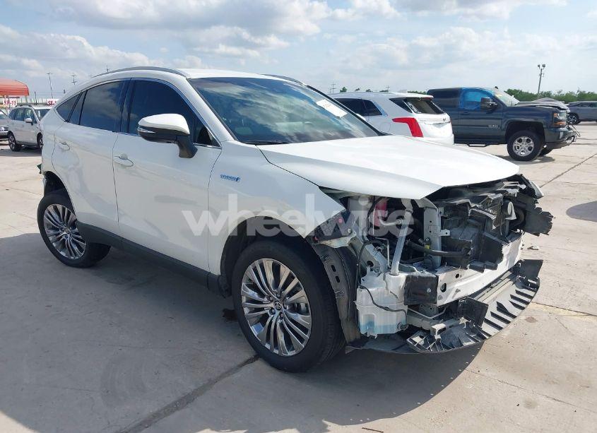 2021 Toyota Venza XLE (VIN JTEAAAAH8MJ036252) main photo