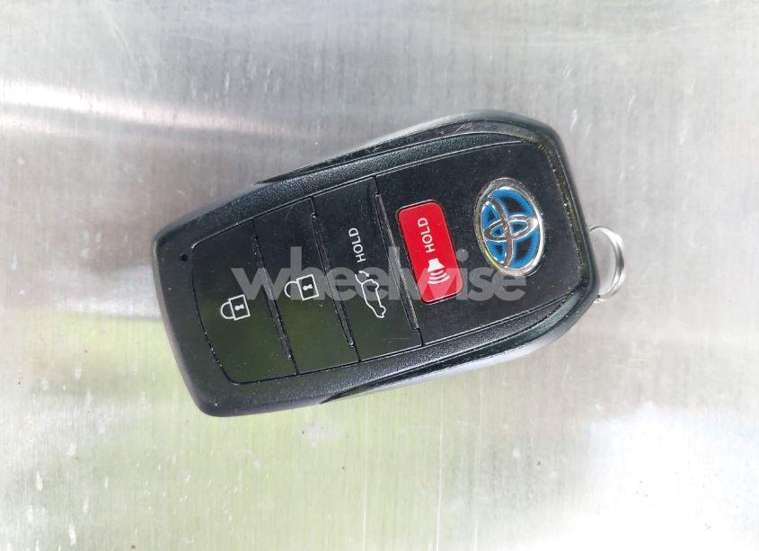 Photo 11 of 2021 Toyota Venza XLE (VIN JTEAAAAH8MJ036252)