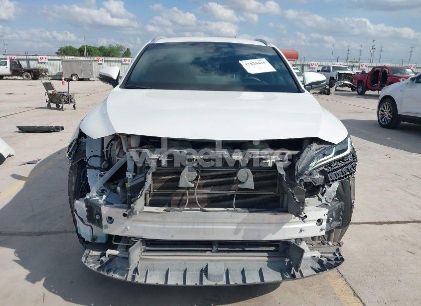 Photo 13 of 2021 Toyota Venza XLE (VIN JTEAAAAH8MJ036252)