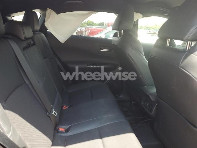 Photo 6 of 2021 TOYOTA VENZA LE (VIN JTEAAAAH8MJ059854)