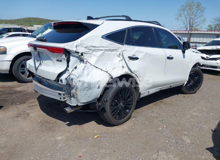 Photo 4 of 2024 Toyota Venza NIGHTSHADE EDITION (VIN JTEAAAAH8RJ162053)