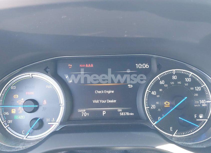 Photo 7 of 2021 Toyota Venza XLE (VIN JTEAAAAH9MJ000411)