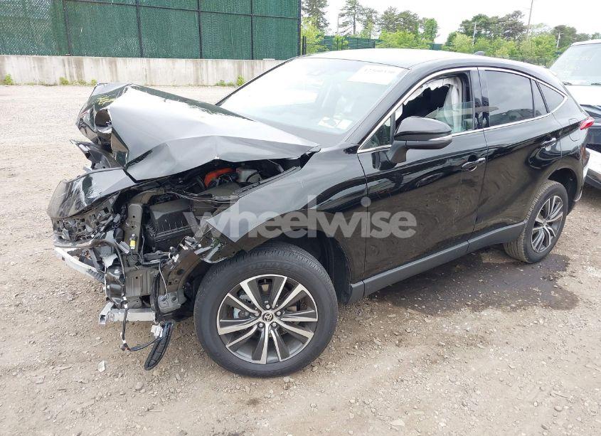 Photo 2 of 2024 Toyota Venza LE (VIN JTEAAAAH9RJ192002)