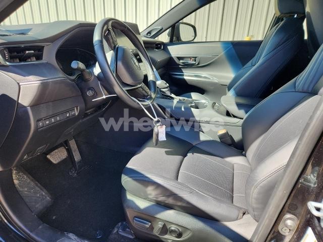 Photo 9 of 2021 TOYOTA VENZA LE (VIN JTEAAAAHXMJ019727)