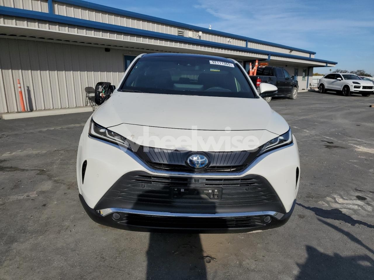 Photo 5 of 2021 TOYOTA VENZA LE (VIN JTEAAAAHXMJ085548)