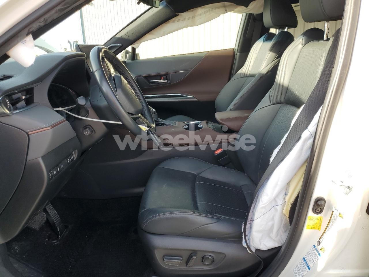 Photo 7 of 2021 TOYOTA VENZA LE (VIN JTEAAAAHXMJ085548)