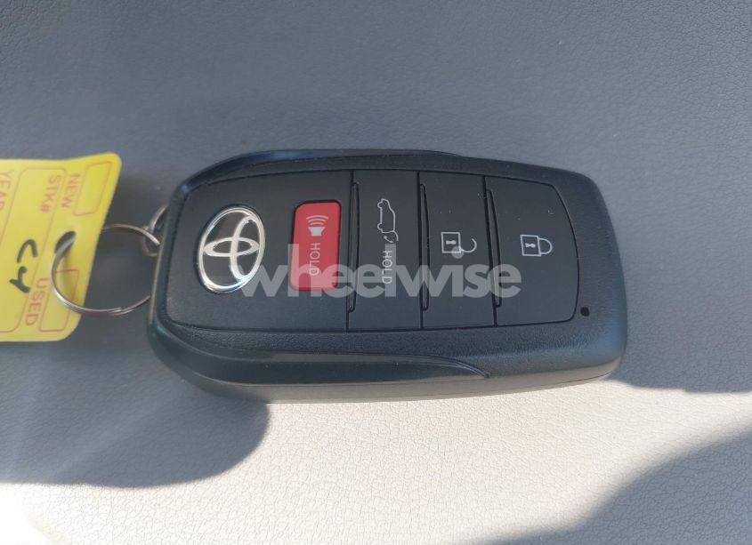 Photo 11 of 2024 Toyota Venza LIMITED (VIN JTEAAAAHXRJ153581)