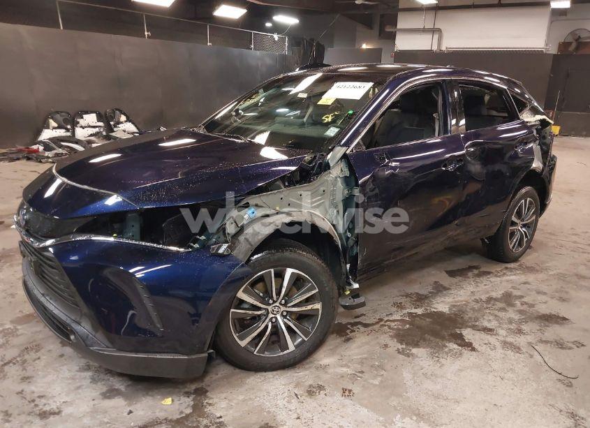 Photo 2 of 2024 Toyota Venza LE (VIN JTEAAAAHXRJ158019)