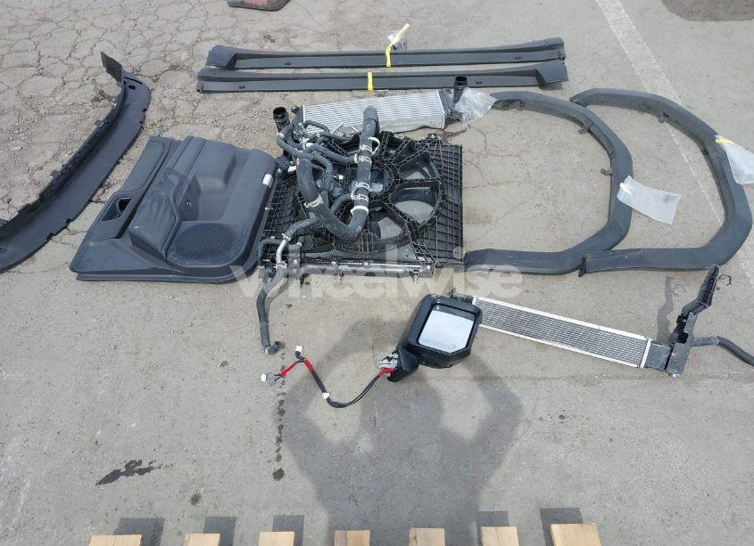 Photo 12 of 2024 Toyota Land CRUISER (VIN JTEABFAJ0R5007650)