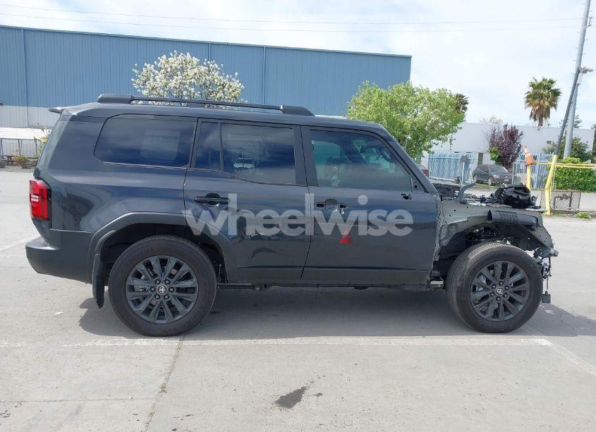 Photo 14 of 2024 Toyota Land CRUISER (VIN JTEABFAJ0R5007650)