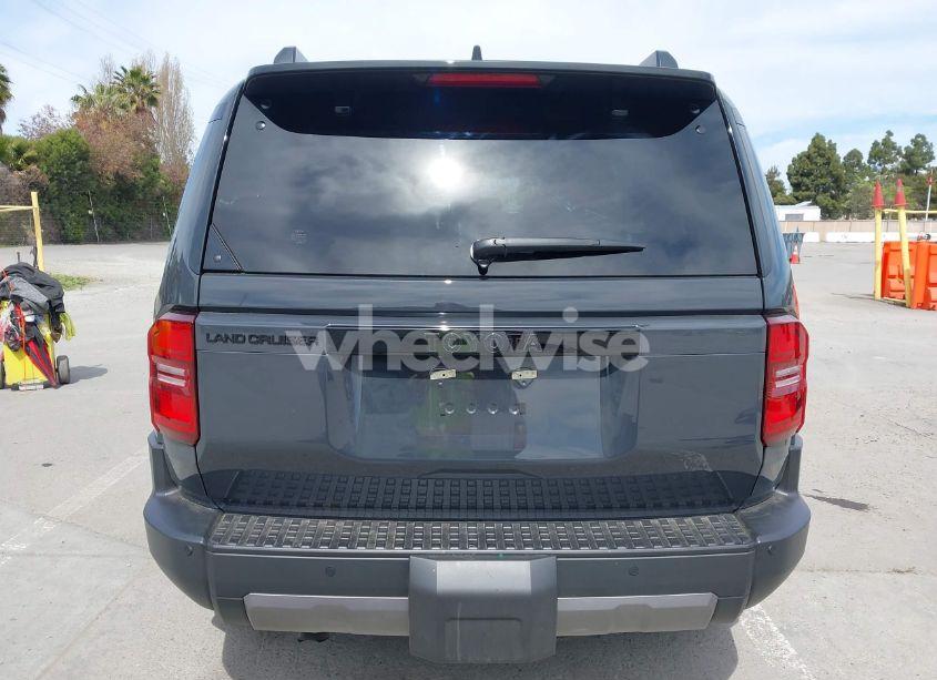 Photo 17 of 2024 Toyota Land CRUISER (VIN JTEABFAJ0R5007650)