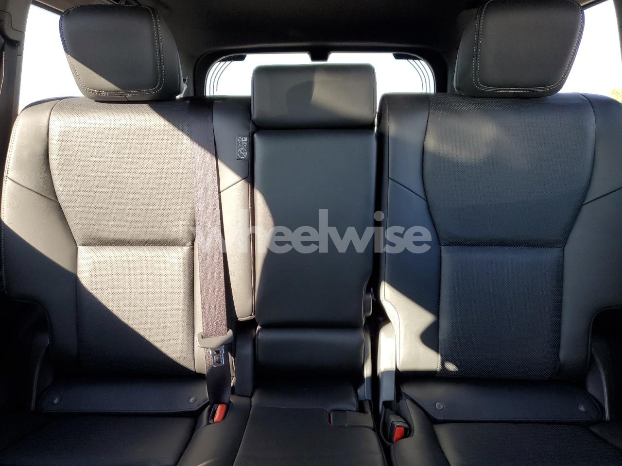 Photo 10 of 2025 TOYOTA LAND CRUISER BASE (VIN JTEABFAJ2SK038986)