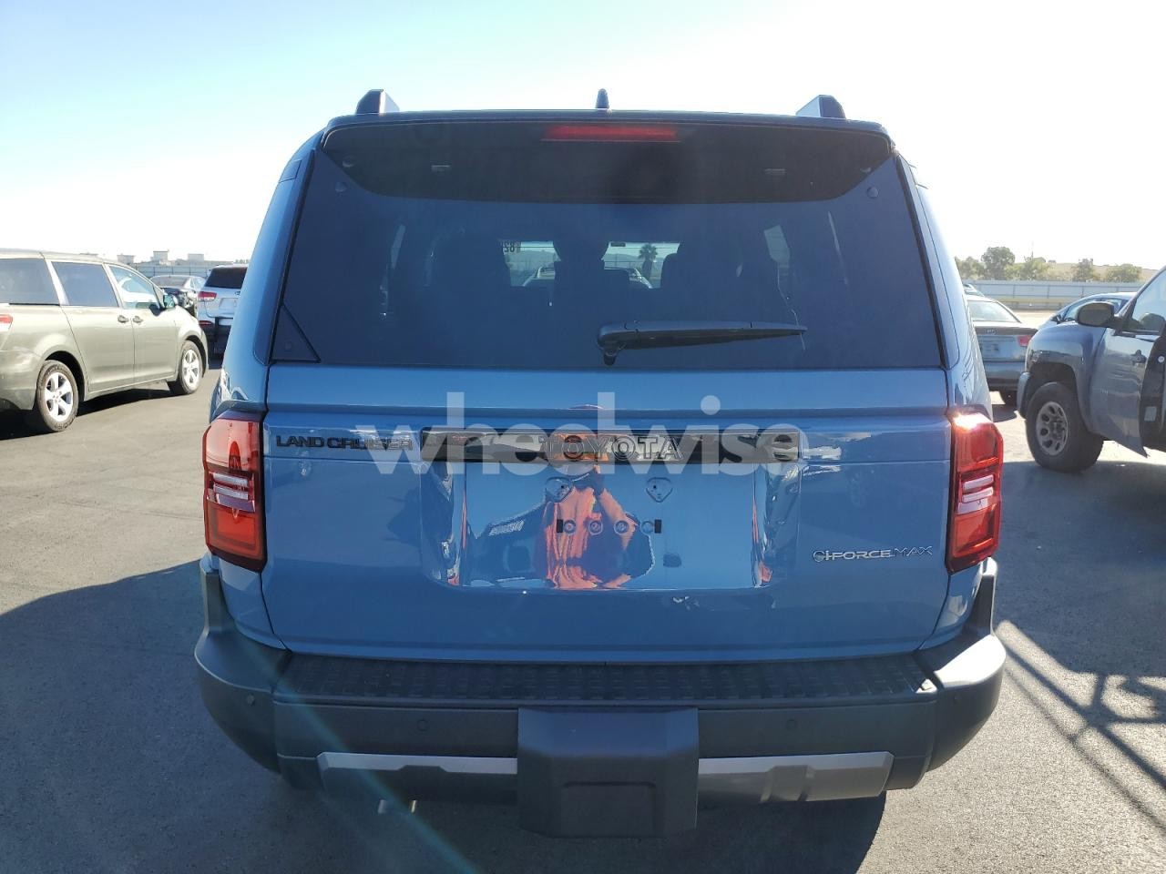 Photo 6 of 2025 TOYOTA LAND CRUISER BASE (VIN JTEABFAJ2SK038986)