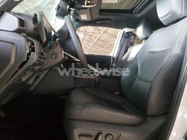 Photo 4 of 2025 TOYOTA LAND CRUISER BASE (VIN JTEABFAJ5S5010100)