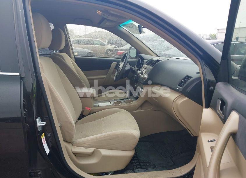 Photo 5 of 2012 Toyota Highlander HYBRID BASE V6 (VIN JTEBC3EH0C2008555)