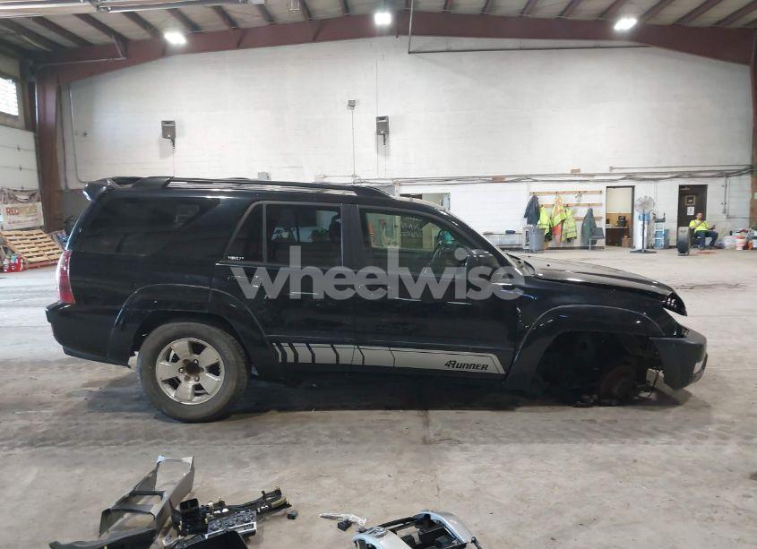 Photo 13 of 2005 Toyota 4runner SR5 V8 (VIN JTEBT14R250054868)