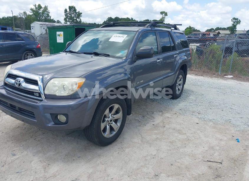 Photo 2 of 2006 Toyota 4runner SR5 V8 (VIN JTEBT14R360059675)